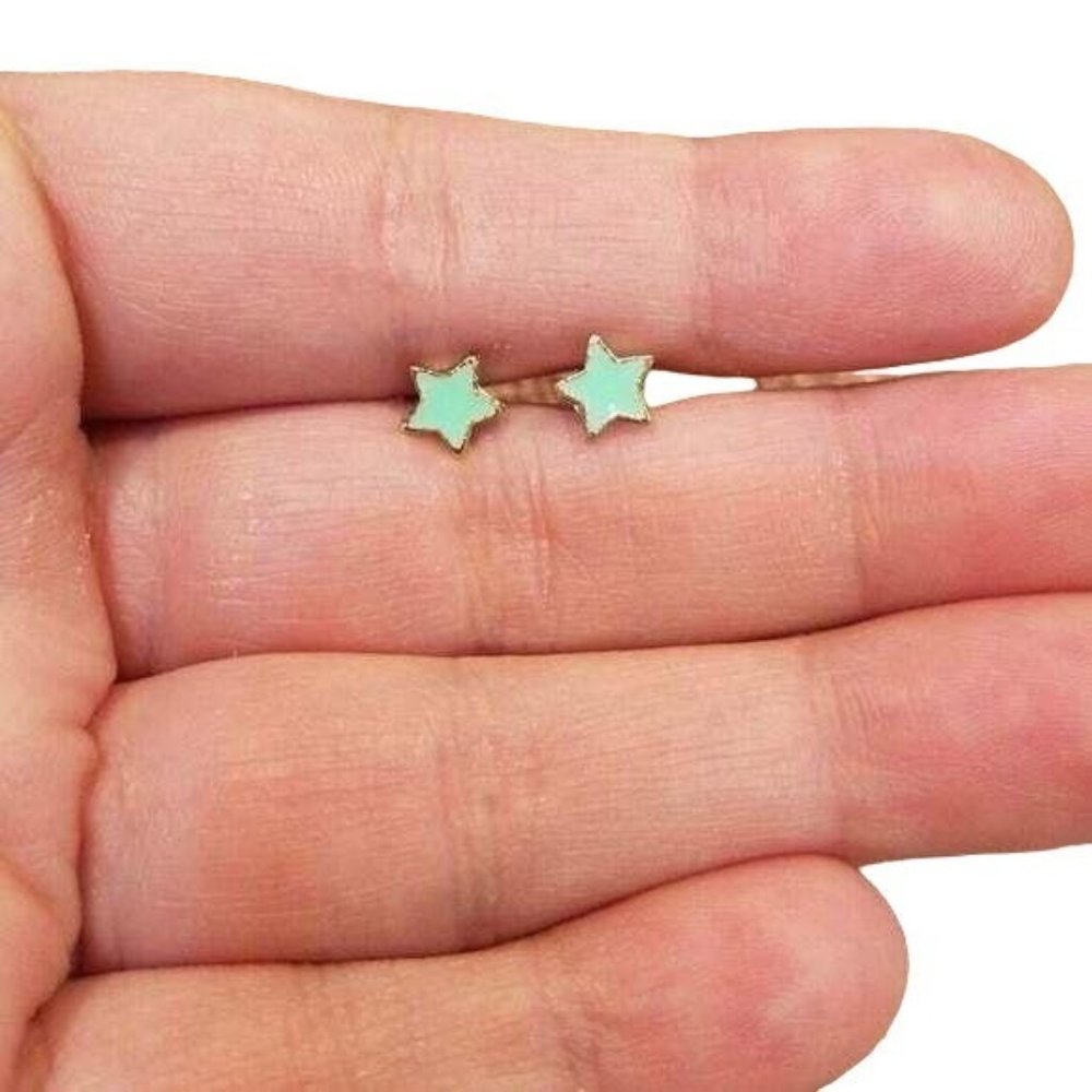 Cute Little Green Star Stud Earrings NEW NWT